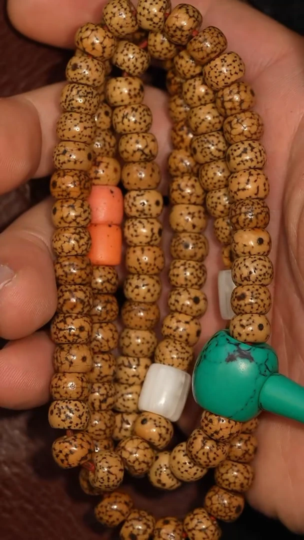 冲赛康胡子哥，藏传念珠185