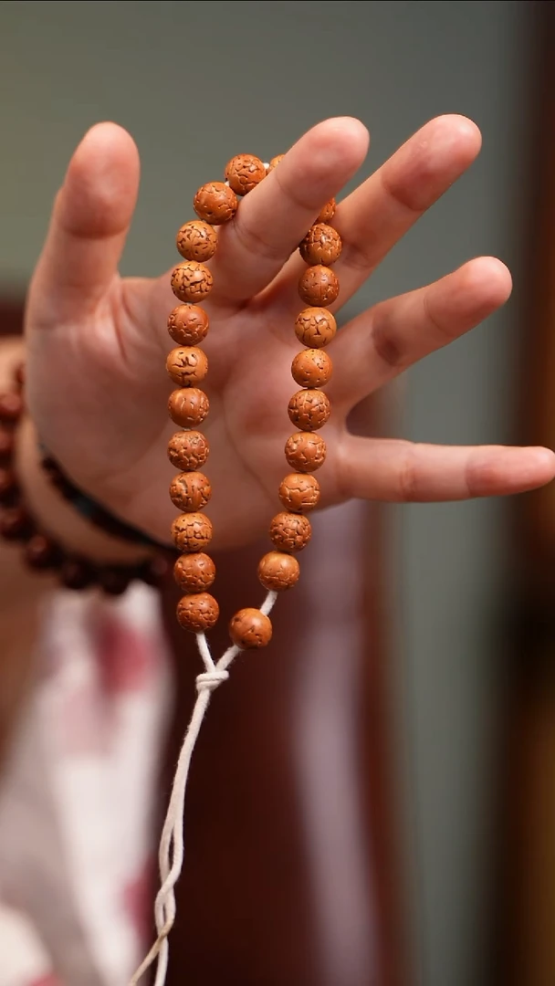 橄榄核手串?****y苏工橄榄核