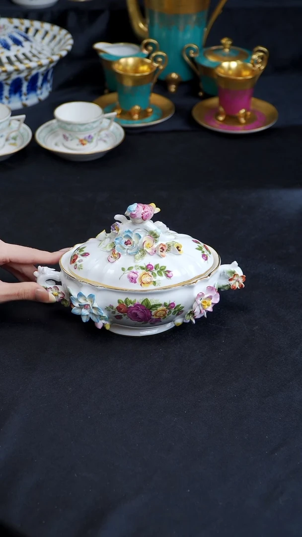 骨瓷婷婷中古器物如图所示55