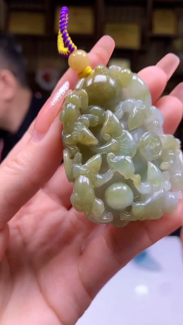 【闪购商品】定制翡翠未镶嵌1071ry-毛货挂件