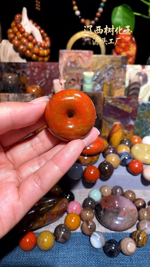 未镶嵌-硅化玉羚***快天然北票硅化玉吊坠