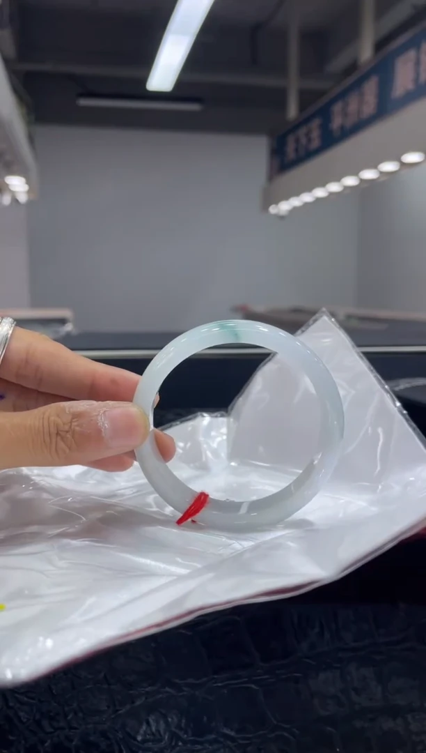 未镶嵌手镯翡翠23