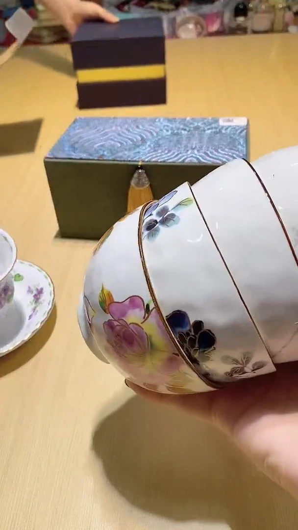 【闪购商品】瓷片锅碗瓢盆一件不剩