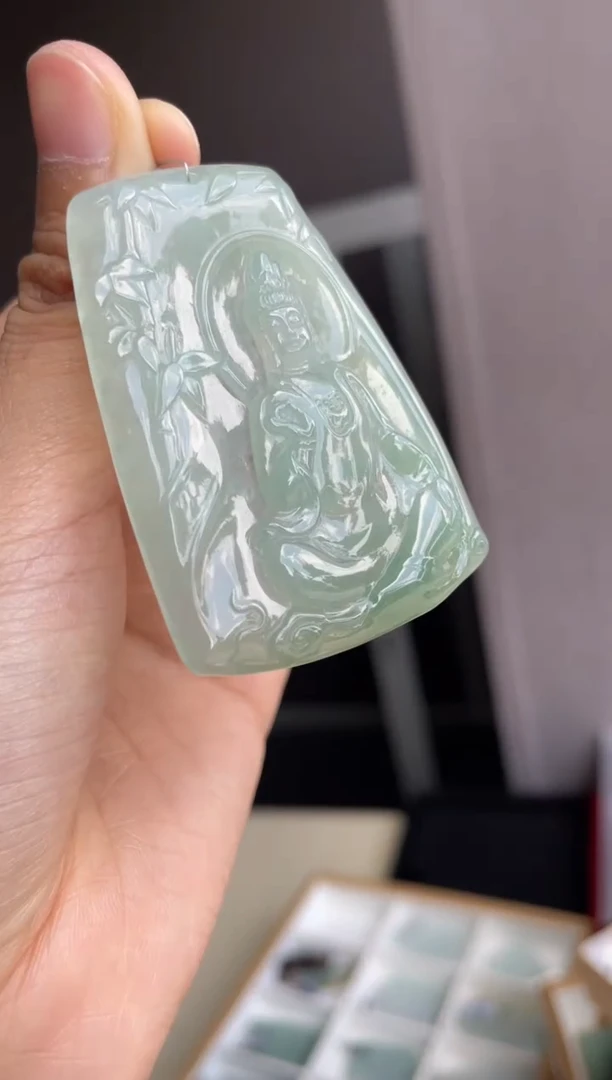 吊坠(不含链)未镶嵌翡翠天然缅甸A货翡翠