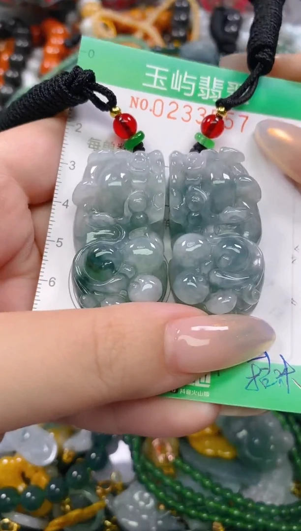 颈饰未镶嵌翡翠往**生闪购0233557