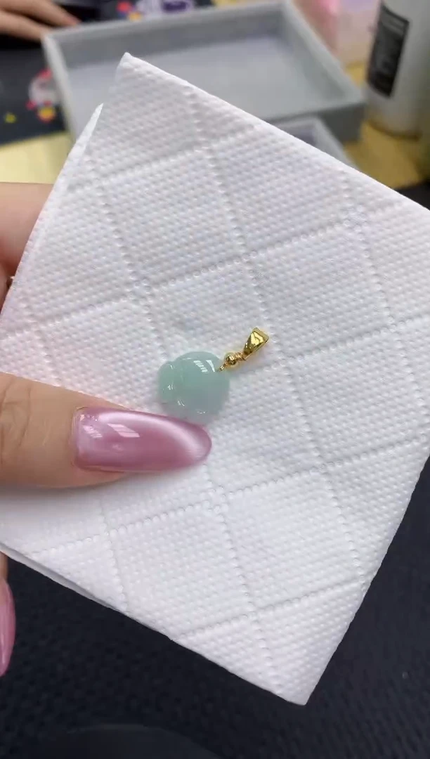 翡翠未镶嵌颈饰111111111