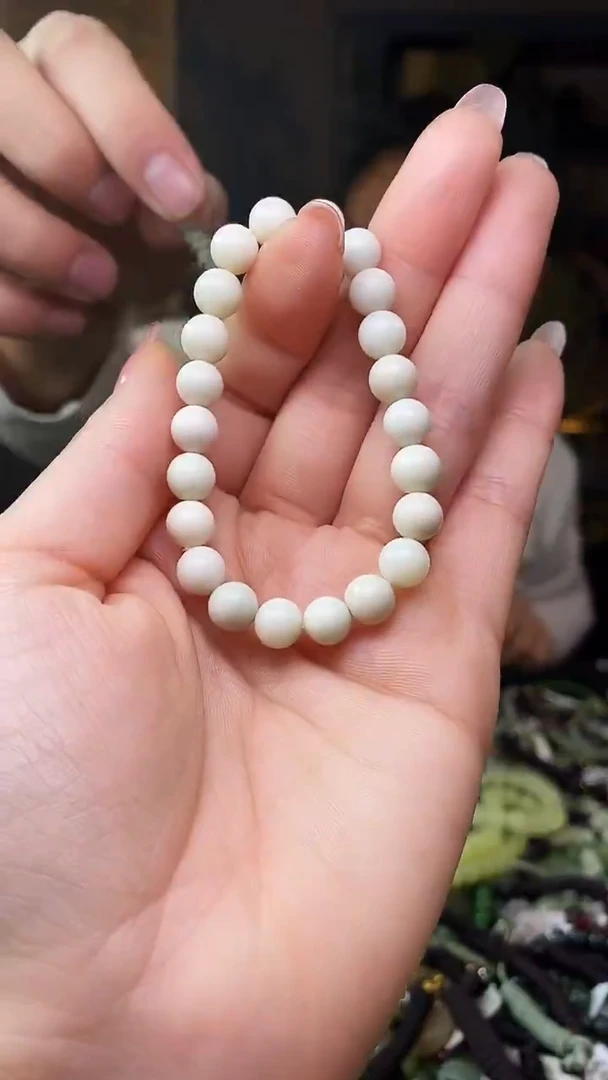 颈饰未镶嵌和田玉多样性发货，拍一发一