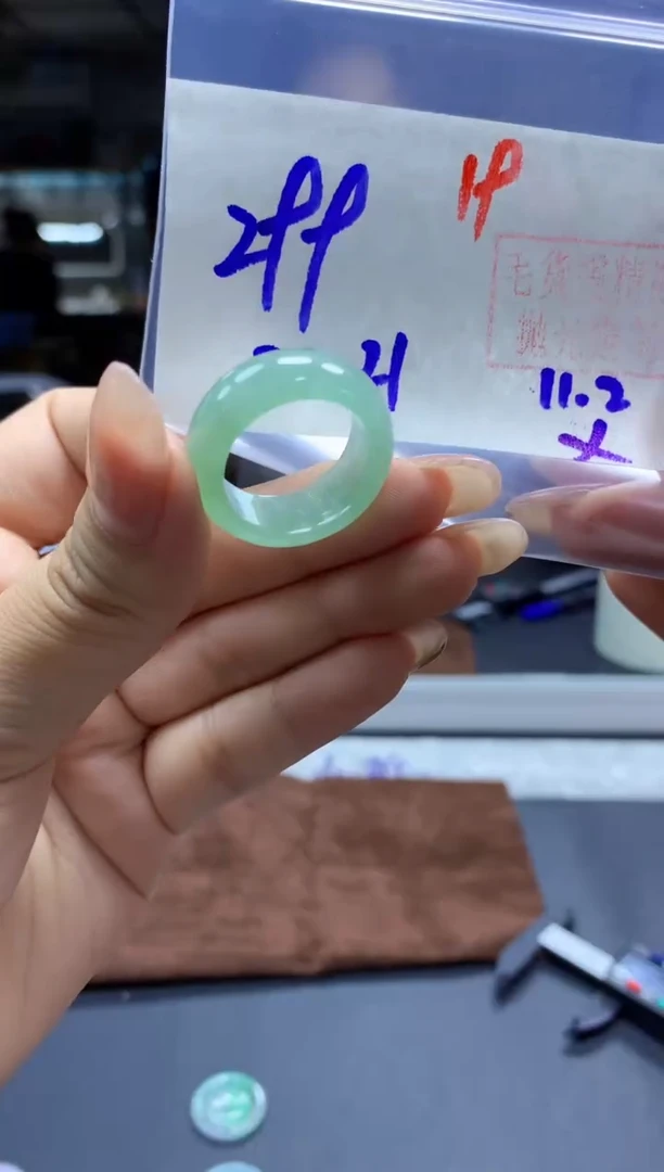 未镶嵌定制翡翠戒圈#299元-毛货需精细抛光