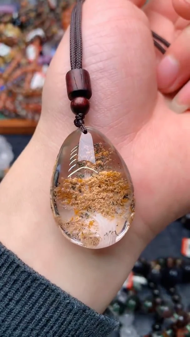 【闪购商品】水晶吊坠(赠链)未镶嵌351