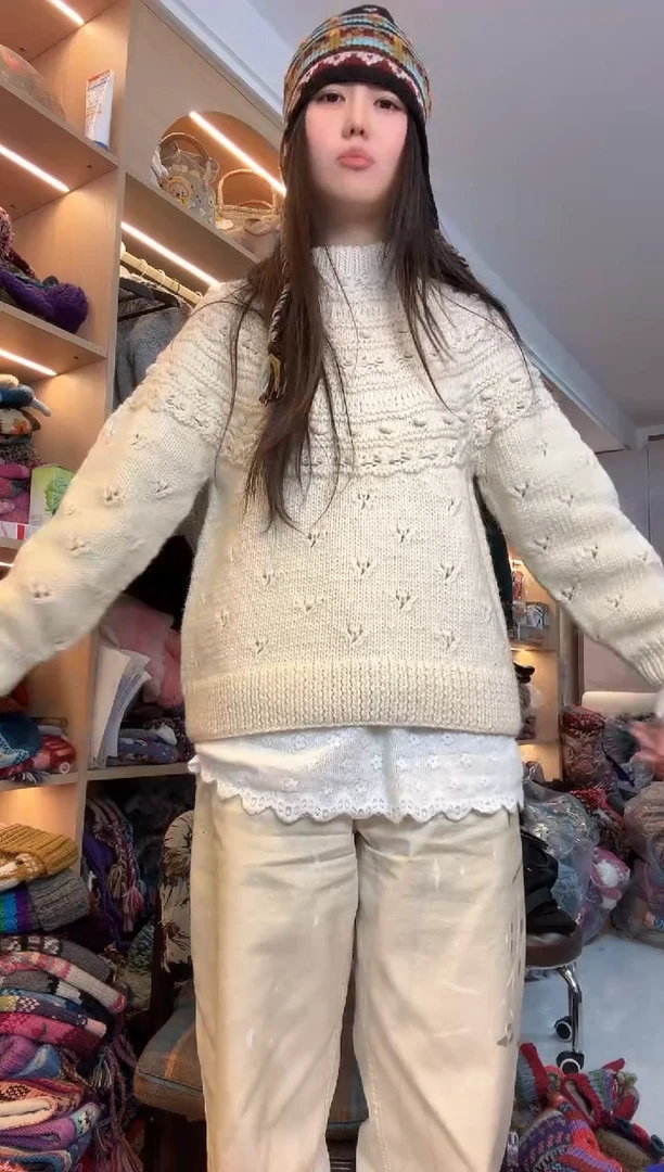 羊毛沐***妈白色毛衣