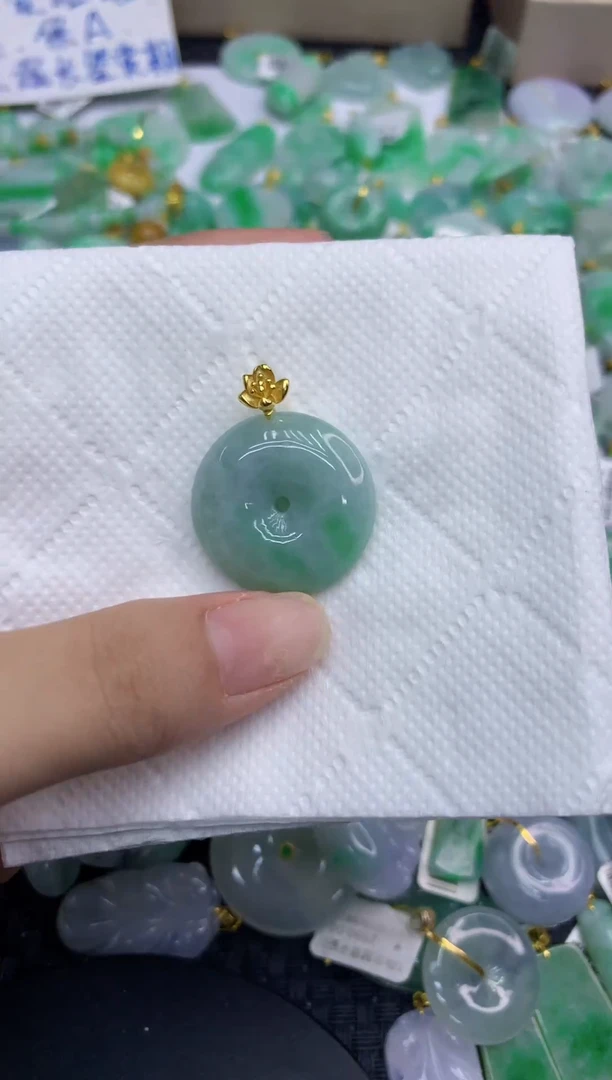 颈饰未镶嵌翡翠天然缅甸A货翡翠