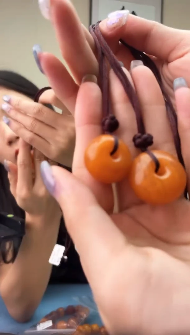 蜜蜡未镶嵌珠宝奇石T05假一罚十多样性发其一