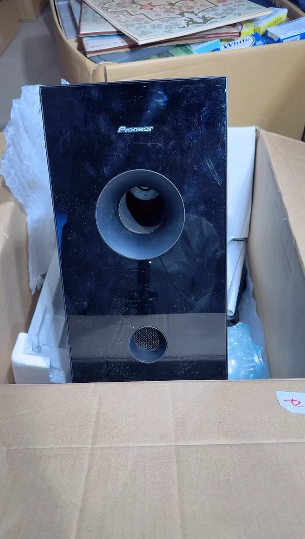 8新✨***✨   112中古商品，瑕疵品，不保好坏。
