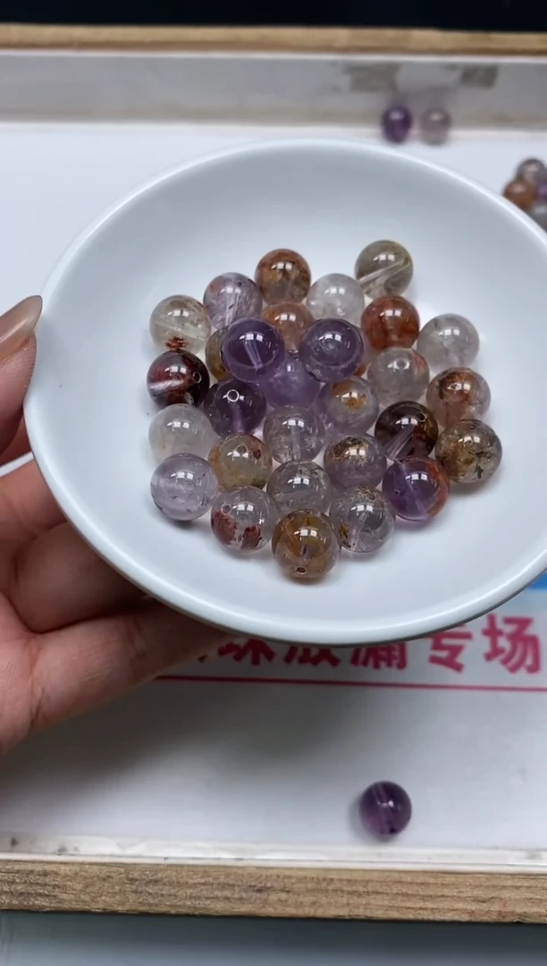 未镶嵌颈饰水晶B1126 紫幽灵10mm6个15元