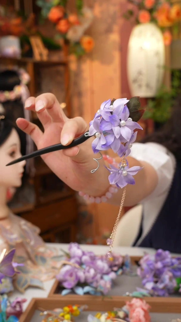 铜合金花岗石锦簪阁绒花