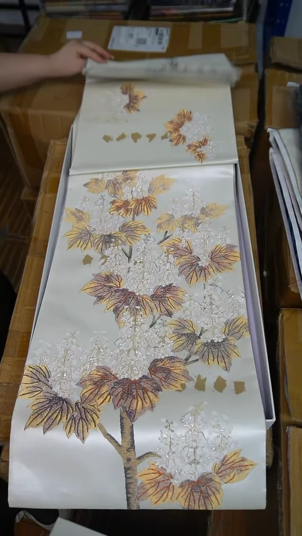 织绣5真珠本金箔花卉