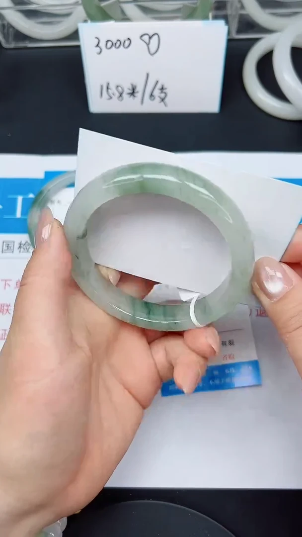 未镶嵌手镯石英质玉75-61/62