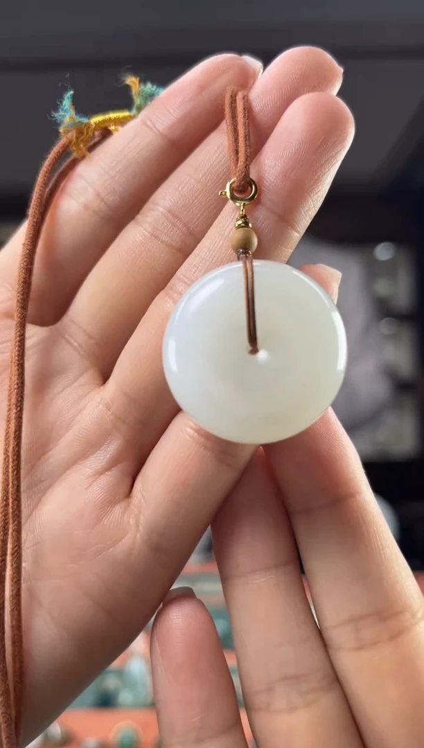 颈饰未镶嵌和田玉佩佩30mm左右