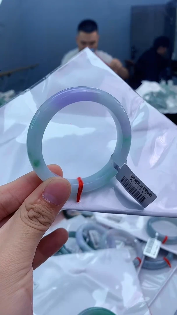 【闪购商品】翡翠手镯未镶嵌翡翠天然缅甸A货