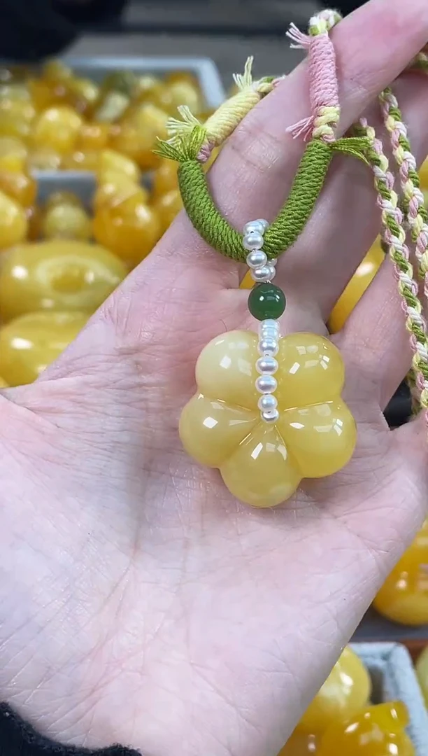 裸石琥珀未镶嵌J92