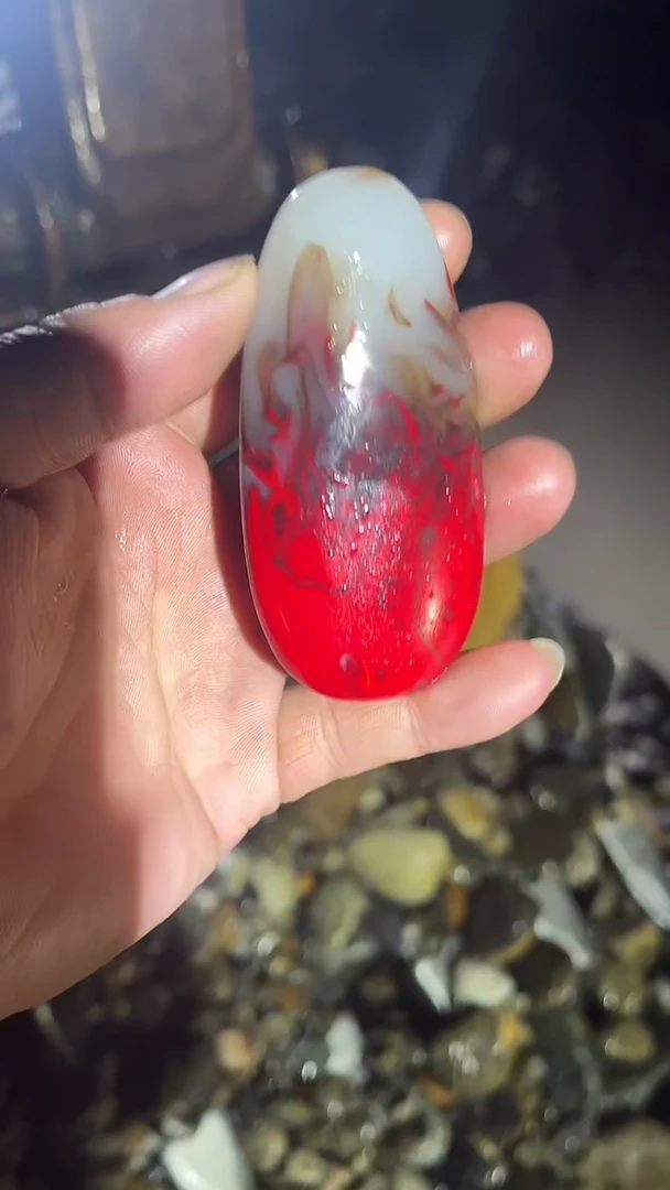 颈饰未镶嵌和田玉（糖玉）1