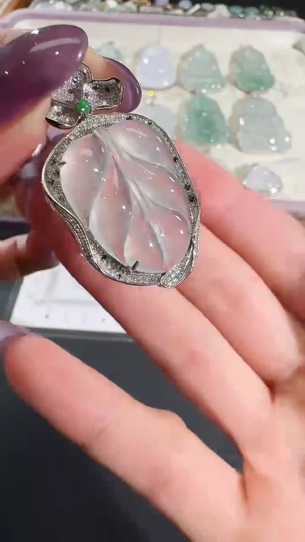 吊坠(不含链)18K金镶嵌翡翠【源头工厂】钻石镶嵌