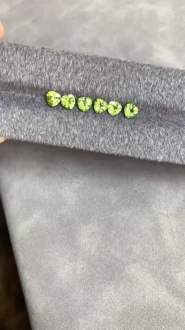 【闪购商品】橄榄石笔搁未镶嵌5橄榄石裸石多样性发一颗