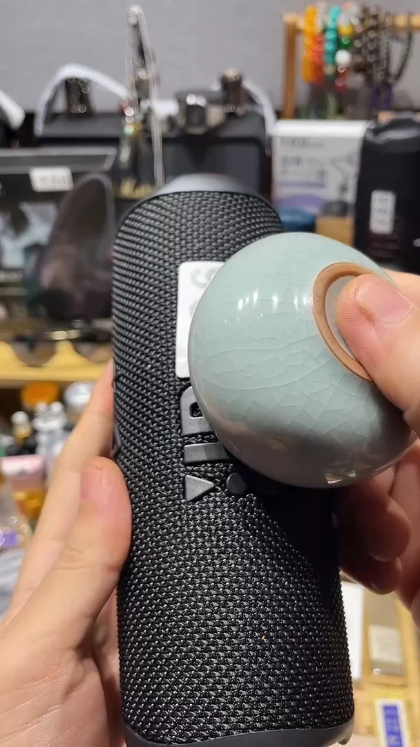 瓷片闪购商品 如图所示