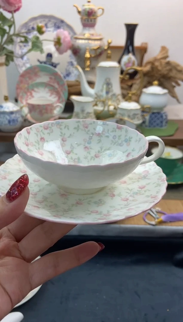 瓷片全新则武扩口咖啡杯谨慎参拍，防伪帖撕毁无售后