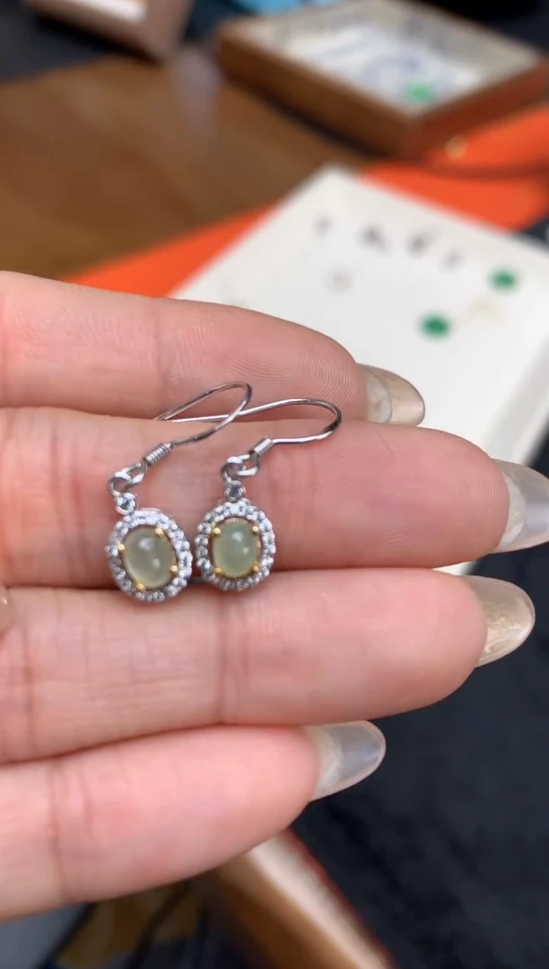 【闪购商品】翡翠耳饰银S925镶嵌耳钩