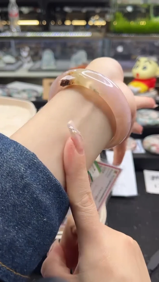 未镶嵌手镯石英质玉尘*丷圈口 （赠品镯心）