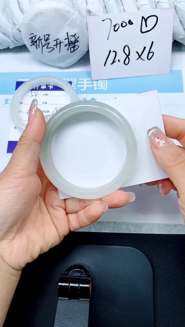 石英质玉手镯未镶嵌55-60.5