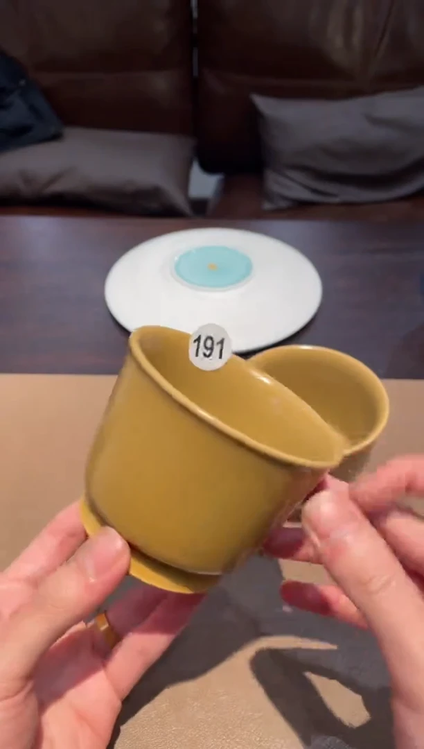 191窑承青瓷黄釉素面杯
