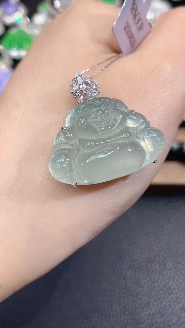 吊坠(不含链)18K金镶嵌翡翠C31