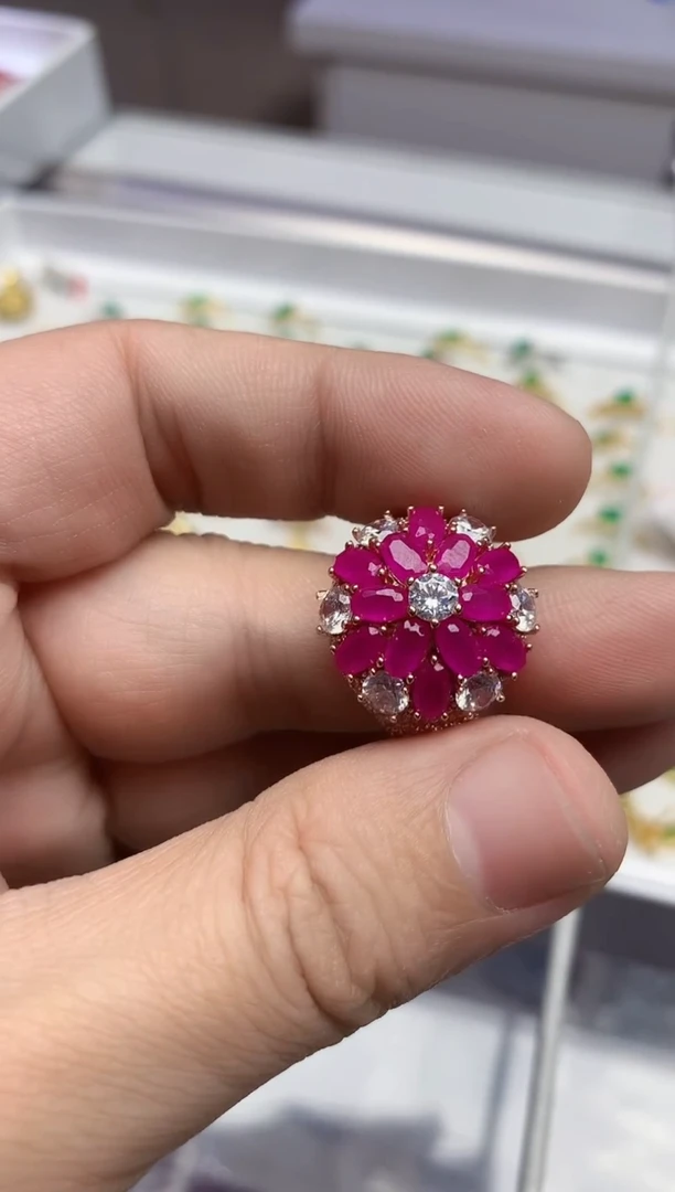 【闪购商品】红宝石戒指银S925镶嵌.........