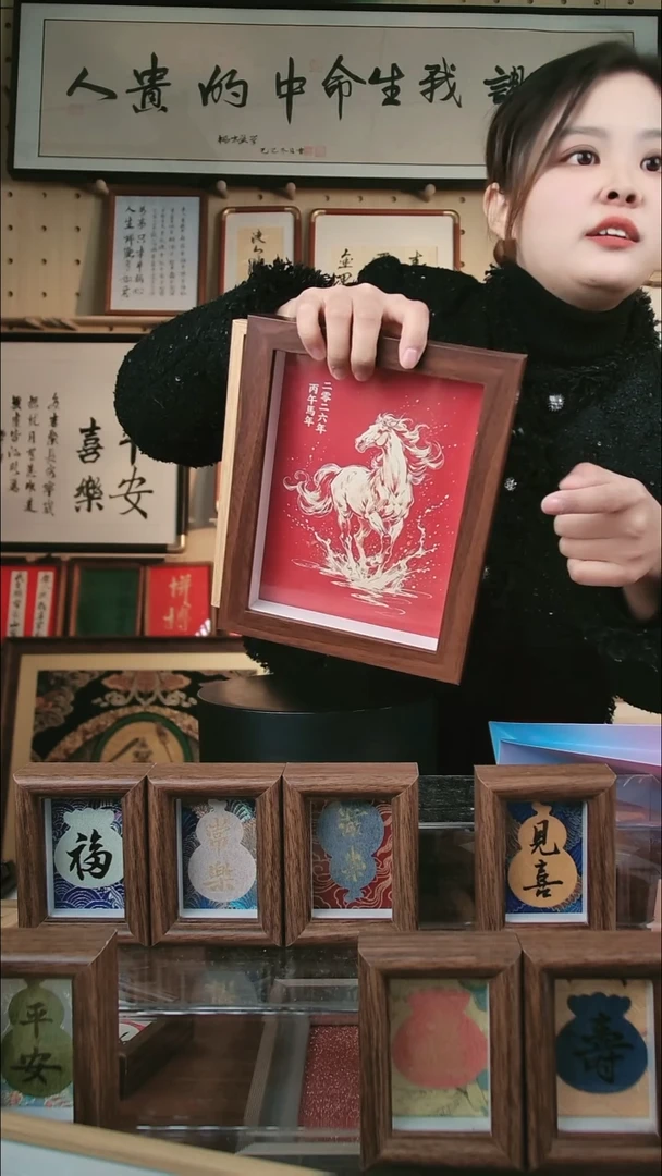 有机玻璃马踏飞燕8寸