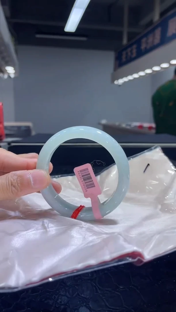 未镶嵌手镯翡翠2