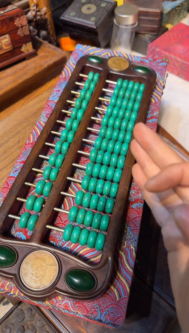 木y**s算盘绿汉镶嵌带礼盒