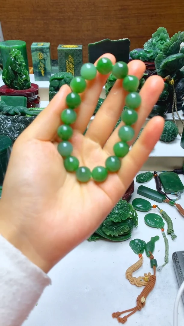 未镶嵌和田玉摆件随机发货