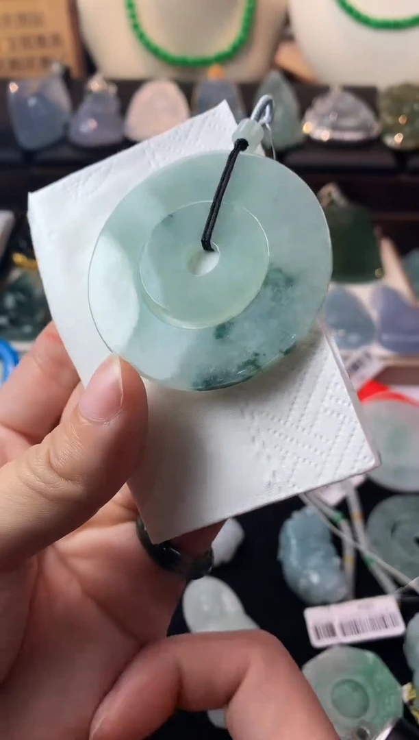 未镶嵌定制翡翠黑*人毛货不退不换