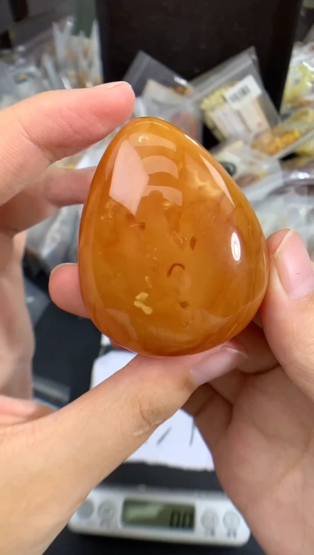 琥珀未镶嵌珠宝奇石1