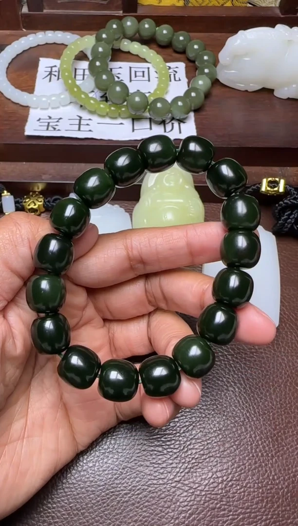 未镶嵌和田玉挂件和田玉手串