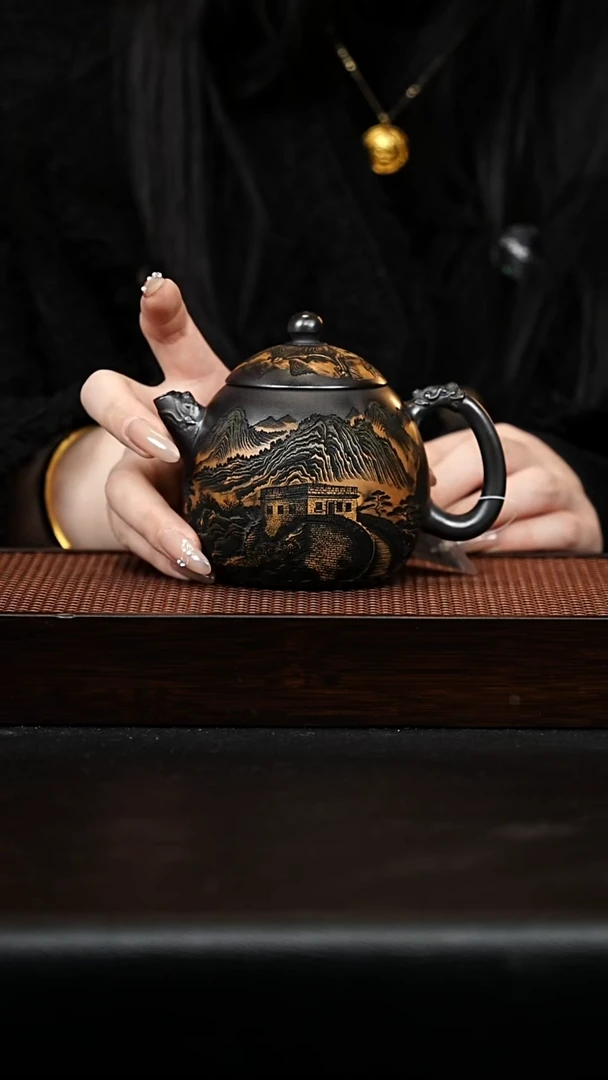 紫砂茶宠龙蛋壶