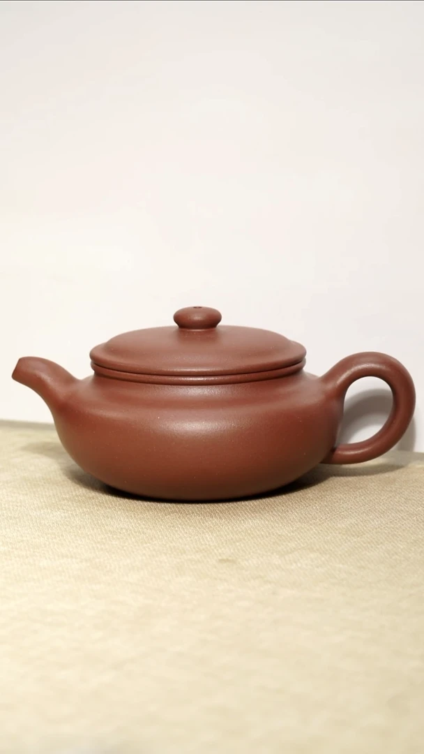 茶壶底槽青扁腹200毫升瑕疵壶