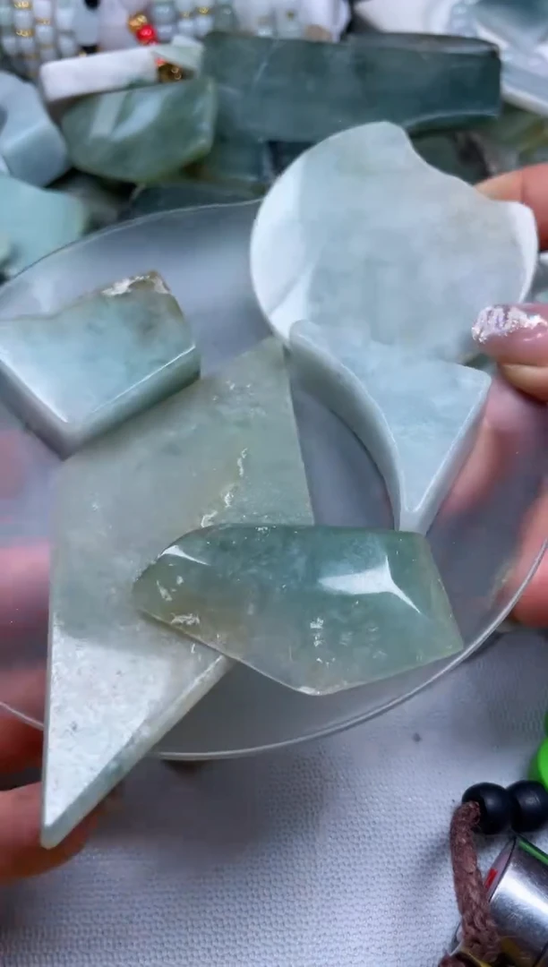 【闪购商品】翡翠颈饰未镶嵌缅甸天然翡翠（5片）108