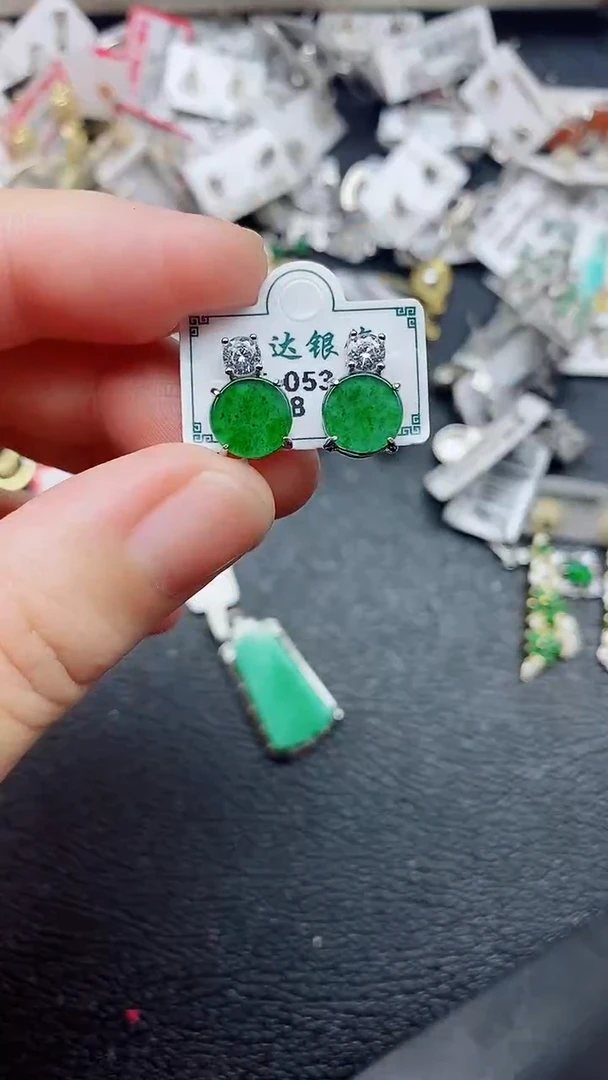 银S925镶嵌戒指翡翠1