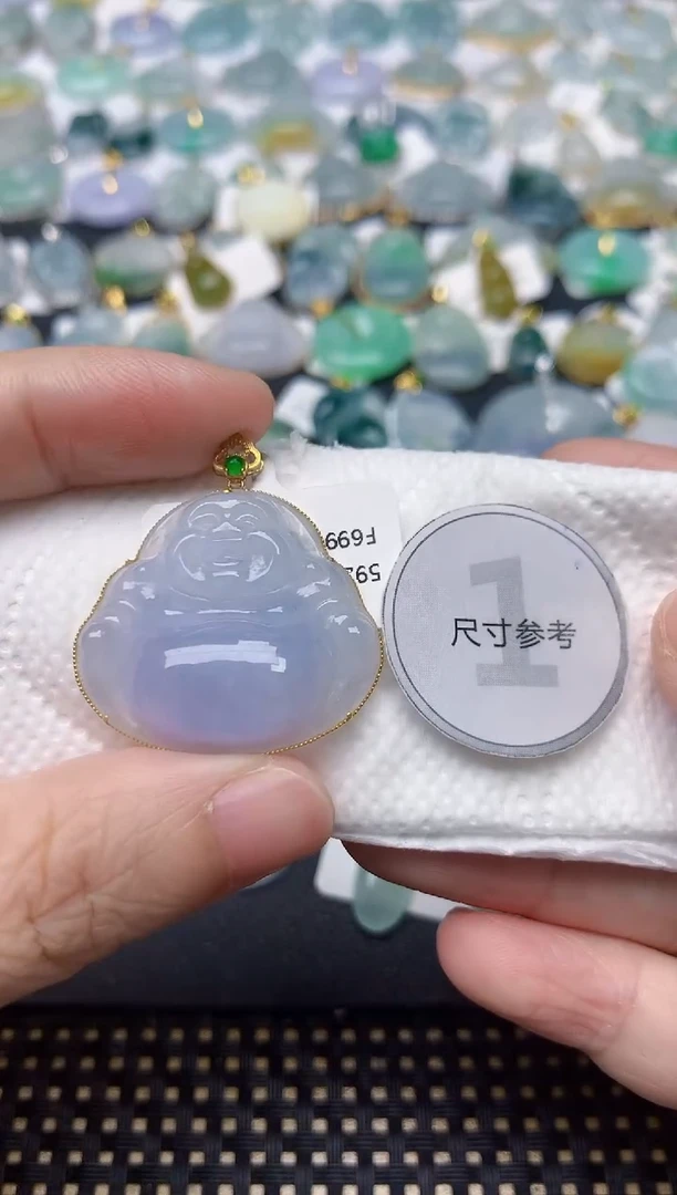 颈饰18K金镶嵌翡翠天然缅甸A货翡翠