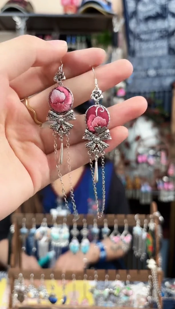 织绣民族风非遗老绣饰品834