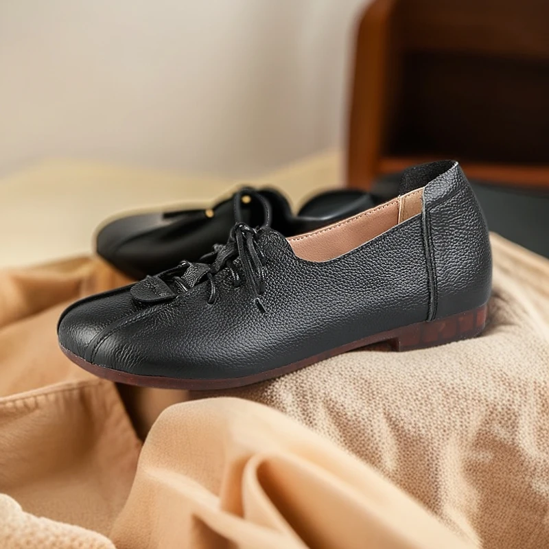 软皮单鞋平底休闲春秋新款软底低跟中老年舒适妈妈鞋奶奶鞋豆豆鞋
