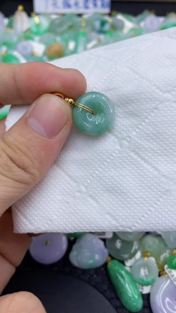 颈饰未镶嵌翡翠天然缅甸A货翡翠